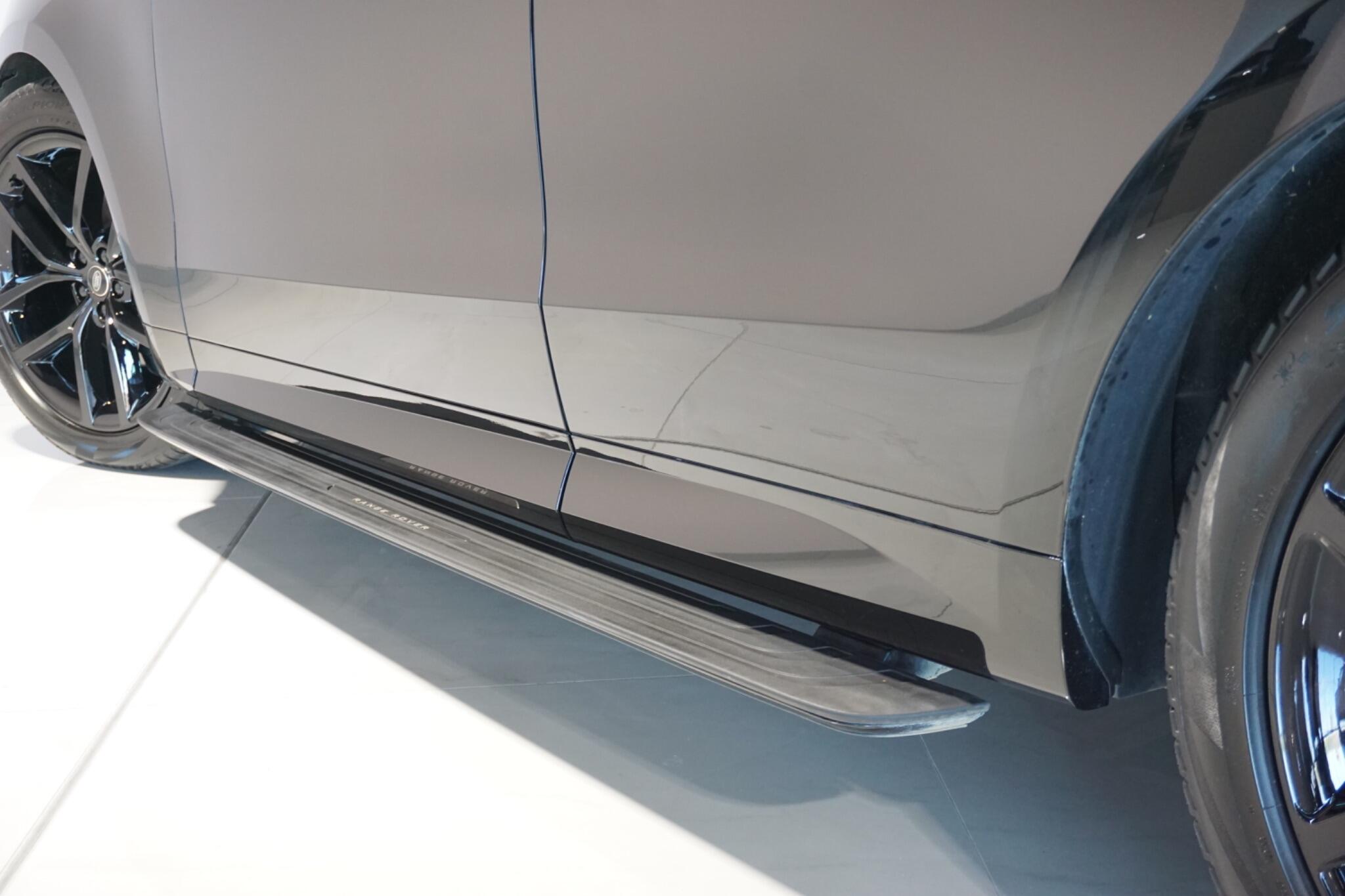 Land Rover Range Rover Sport 3.0 D300 MHEV Dynamic SE SUV 5dr Diesel Auto 4WD Euro 6 (s/s) (300 ps)